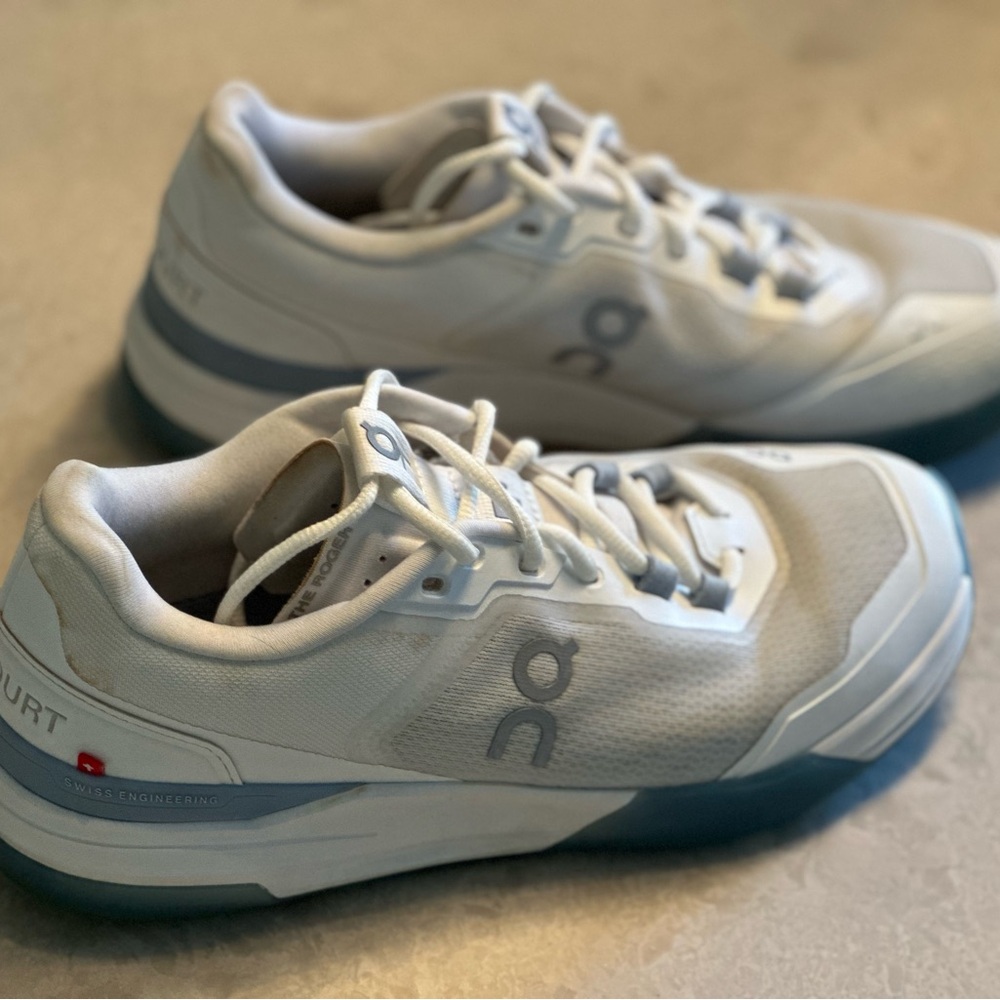 On Running womens White and Blue chambray Sneakers